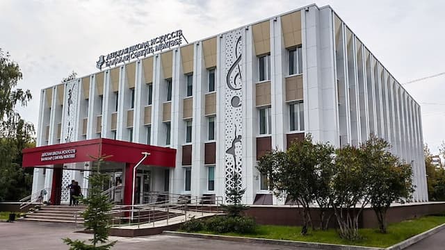 Детская школа искусств в Набережных Челнах — школа искусств — фото 1